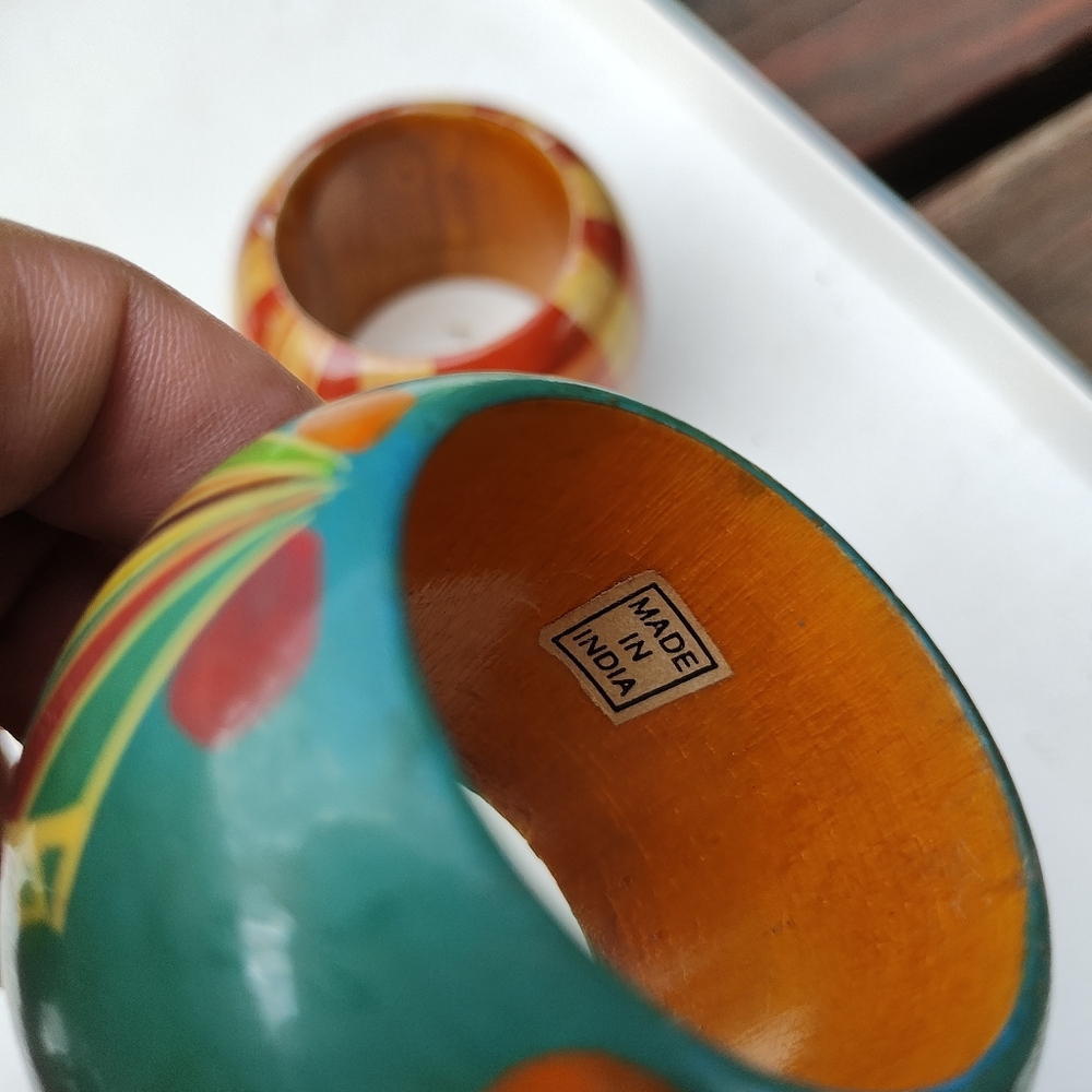 Lightweight Napkin Rings from India - Picture 3 of 4